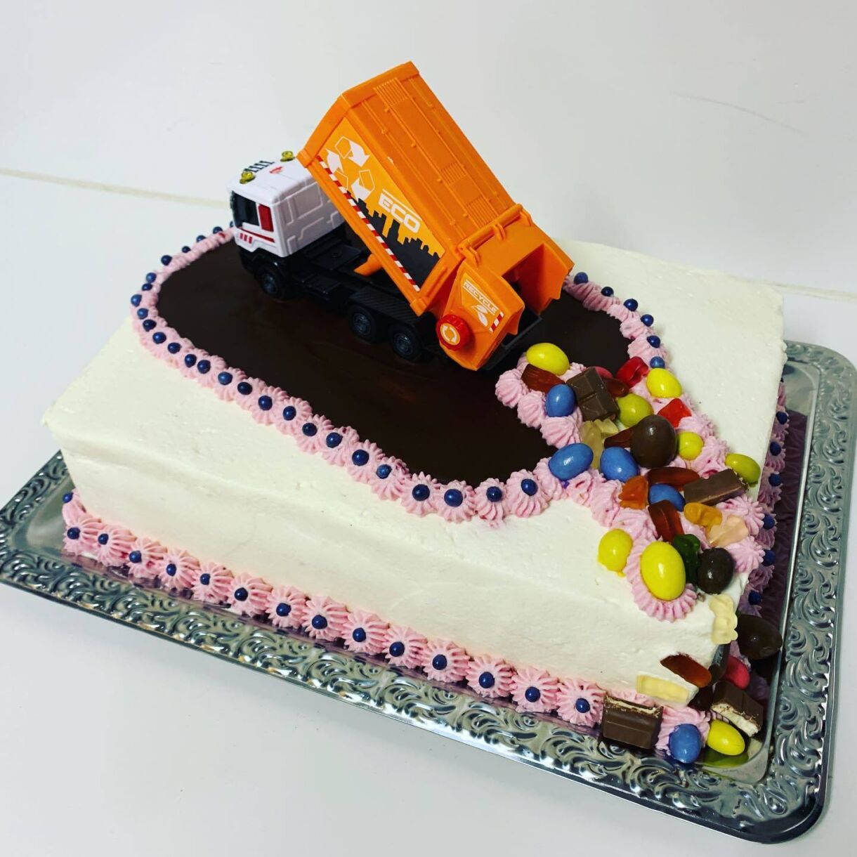 69335943 3698445500181221 2733855694468939776 O